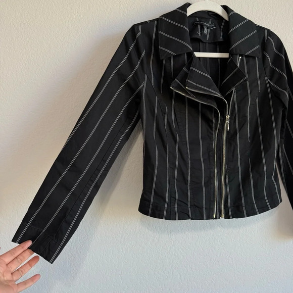White House Black Market Women’s Washed Stripe Double Zipper Moto Jacket Size 2 - Picture 6 of 10